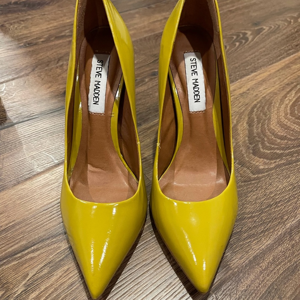Steve Madden Proto Heels